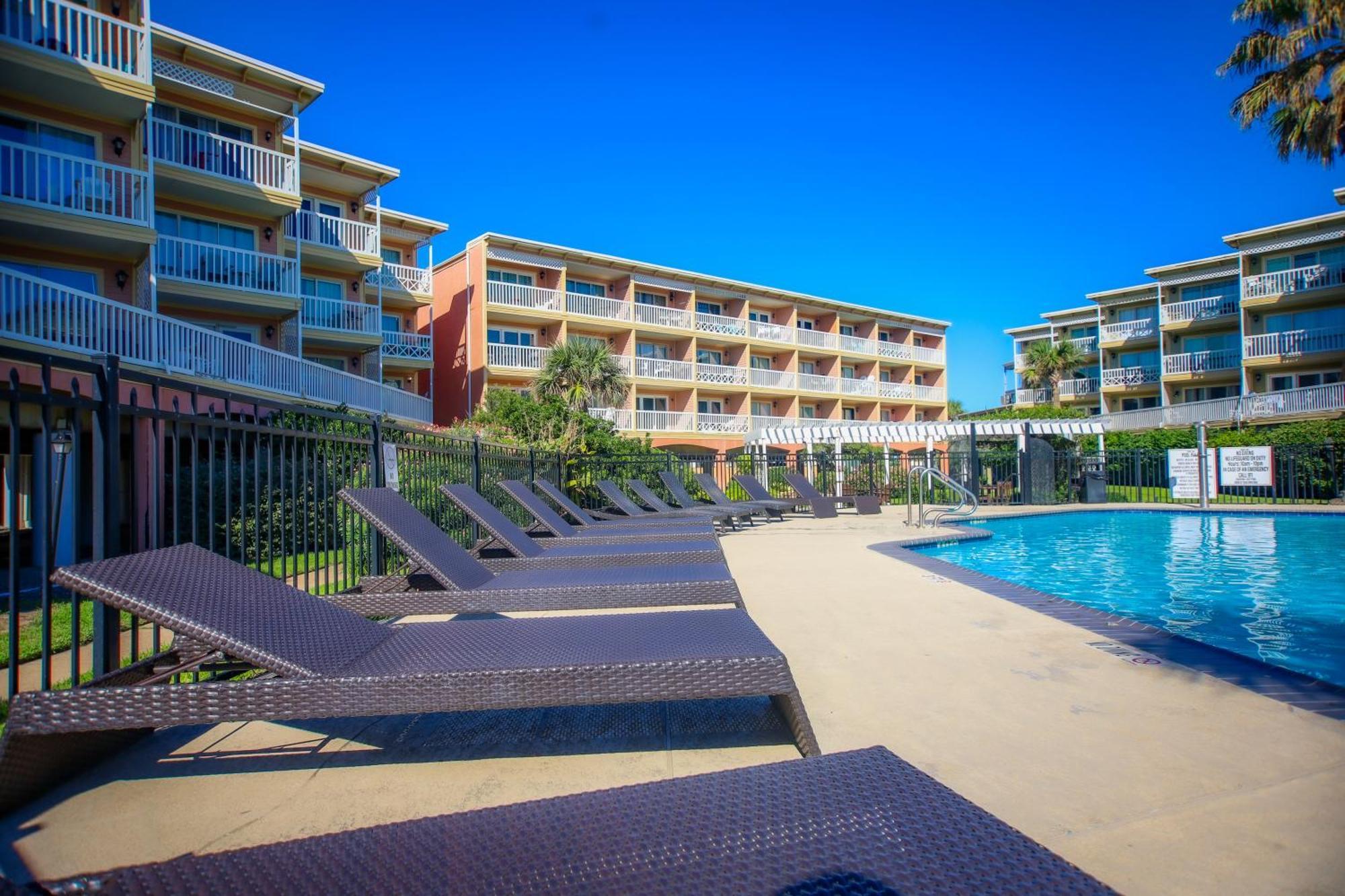 Sea-Renity Heated Pools Steps To The Beach غالفيستون، تكساس المظهر الخارجي الصورة